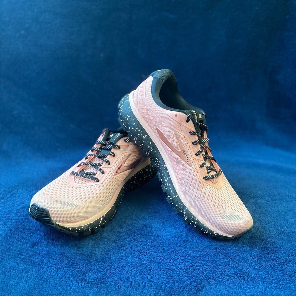 Brooks Ghost 12 Rare Color NIB/NWT